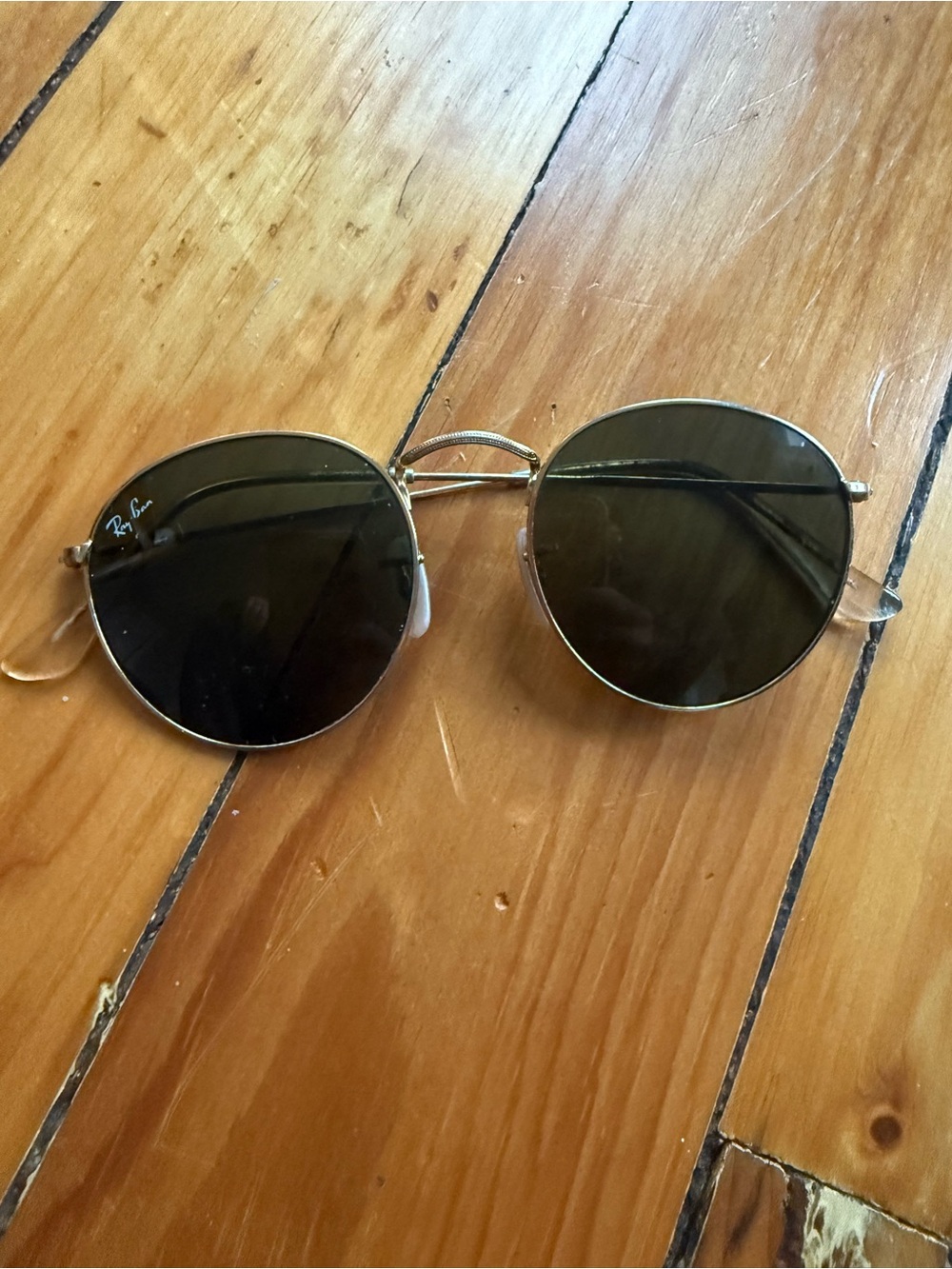 Vintage Ray-Ban Round Metal Men's Sunglasses - Gold Frame with OG Green Lens